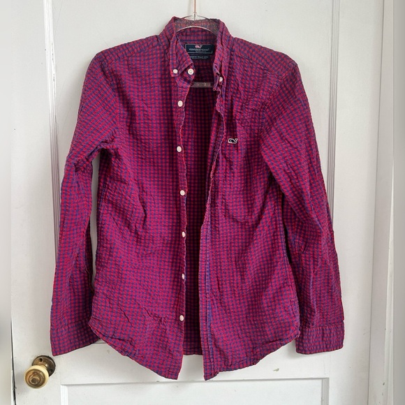 Vineyard Vines Shirt Red Blue Gingham Slim Fit Whale Button Seersucker $118 S - Picture 3 of 4